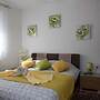 Apartments Oaza