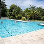 Luxury Apartments and Rooms, The Lagoons