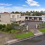 Hamilton Townhouse Motel