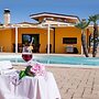 Villa With Large Swimming Pool Salento