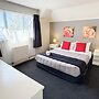 Champers Motor Inn