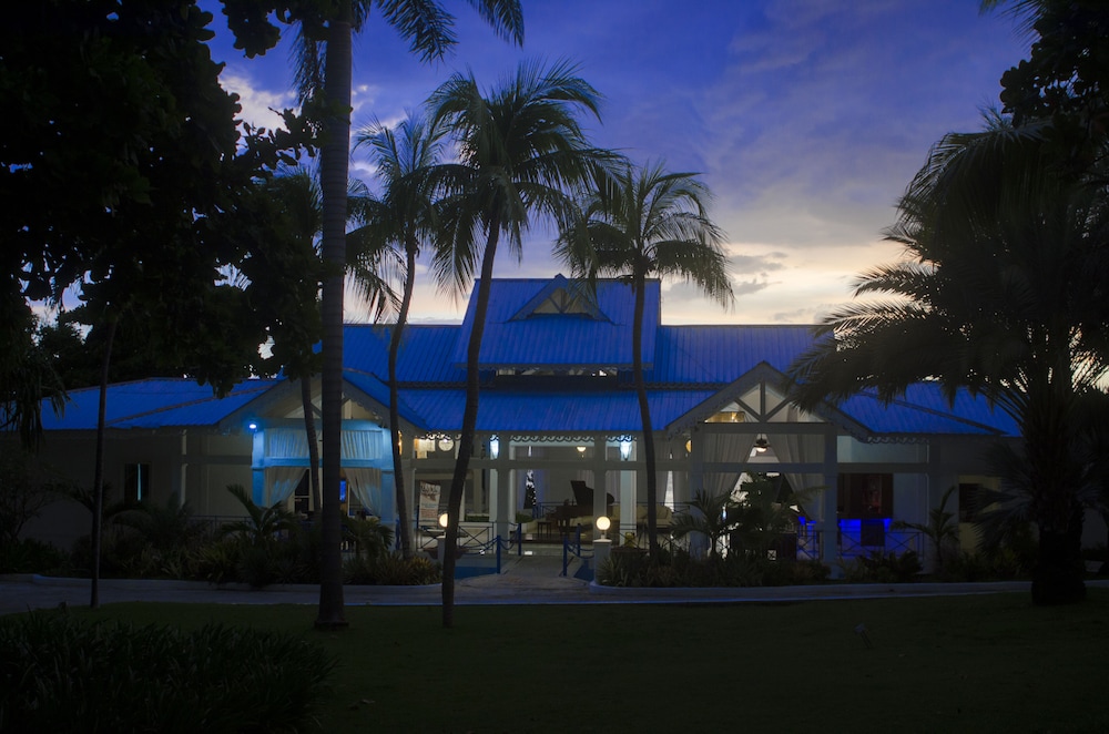 Kaliko Beach Club - All Inclusive Resort