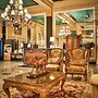 Grant Hall Hotel