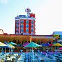 Blue World Hotel