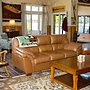 Cedar Hill Lodge
