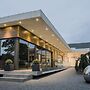 Carlton Hotel