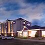 Microtel by Wyndham Vernal / Naples