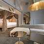 Yndo Hotel
