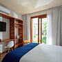 AIOLOS HOTEL & DISCOVERIES
