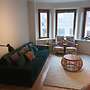 2ndhomes 144 m2 Stylish 3BR Center Home