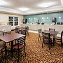 GrandStay Hotel & Suites - Waunakee