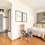 Luxury Business Studio Apartment - Garden View