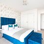 2 Bed Penthouse - Balcony - Smoking - Parking