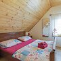 Rustic Cottage With Heated Pool