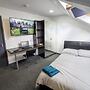 Fully Serviced Studio Available Close to the City