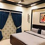Pearl Galaxy Family Guest House