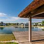 Heritage Apartment With Swimming Pond