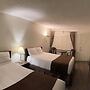 Paddock Inn