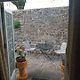 Ground Floor Cornish Retreat and Courtyard Garden