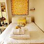 Room-cozy Yellow Queen Bed By Yale U