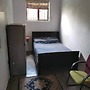 White House Guesthouse 29Kew