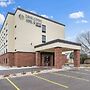 Cobblestone Hotel & Suites - Central Wisconsin Airport