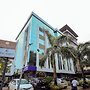 Royal Plaza Suites by RAK Rooms