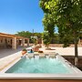 2474 Villa Vanda
