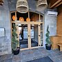 BOUTIQUE Hotel Entry E