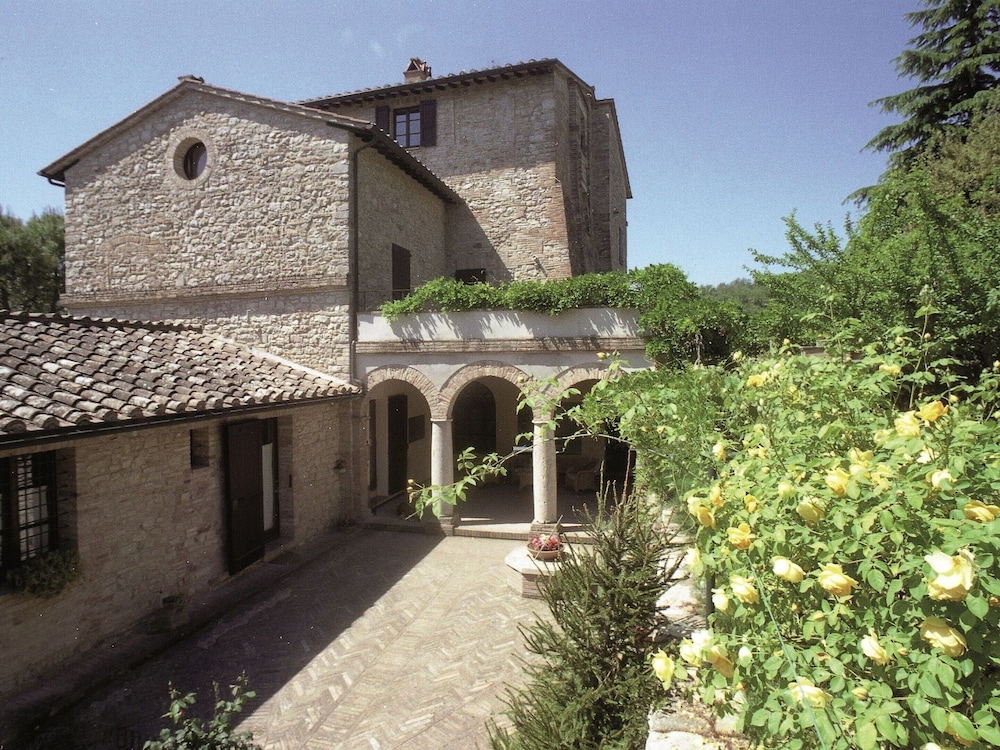 Apartment in Umbria With Shared Pool