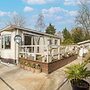 Chalet Near De Braakman Nature Reserve