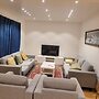 2 bed Room Quite and Central House in Orebro