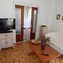 Baroque 10-person Apartment in Makrygialos