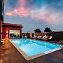 Hyatt Place Sacramento International Airport