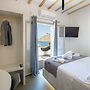 Droufakos home - Lux seafront apt