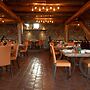 Etna Quota Mille Boutique Hotel, Typical Sicilian Food & Wine