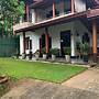 Serendip Villa Holiday Home