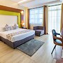 DALLAS PREMIERE HOTEL
