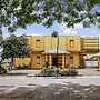 OYO 90316 Hotel Candri Pelaihari