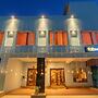FabHotel Blueark