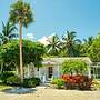 Baywatch Cottage 2 Bedroom Home by RedAwning