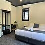 Romano's Hotel