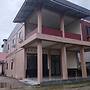 Hotel O Fanilly Guest House MarabahanNearJembatan Rumpiang