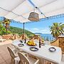 Beautiful Apt With Seaview Terrace