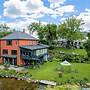 Upper Rideau Bed & Breakfast