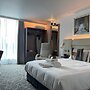 The Landing Hotel