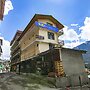 FabHotel Mahadev Cottage