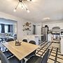 Pittsburgh Retreat w/ Deck ~ 4 Mi to Dtwn!