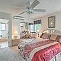 Central Venice Apartment w/ Balcony, Walk to Beach