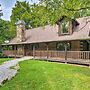Secluded Northwest Arkansas Cabin: Fire Pit & Deck